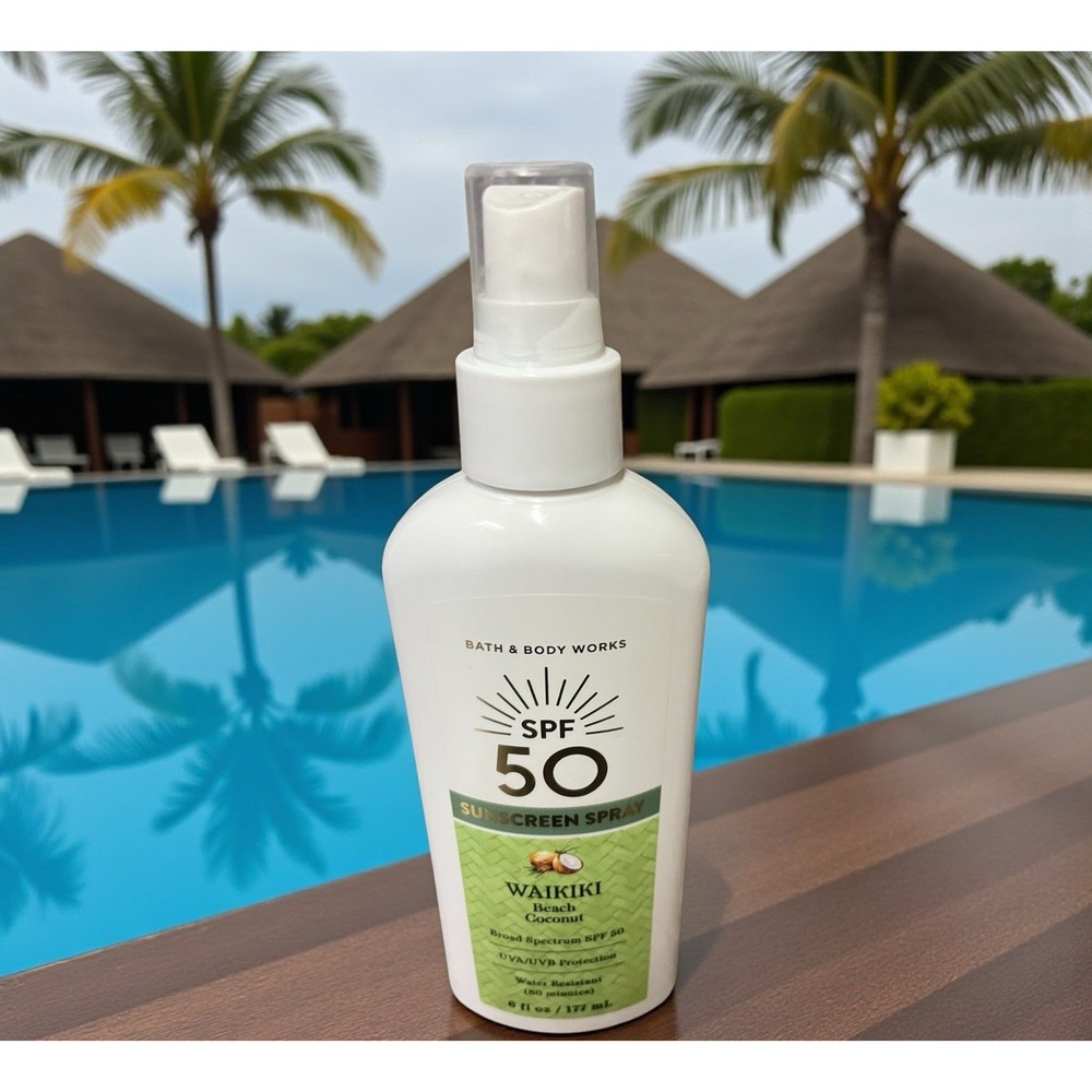Bath & Body Works Waikiki Beach Coconut SPF‎ 50 Sunscreen Spray Water Resistant